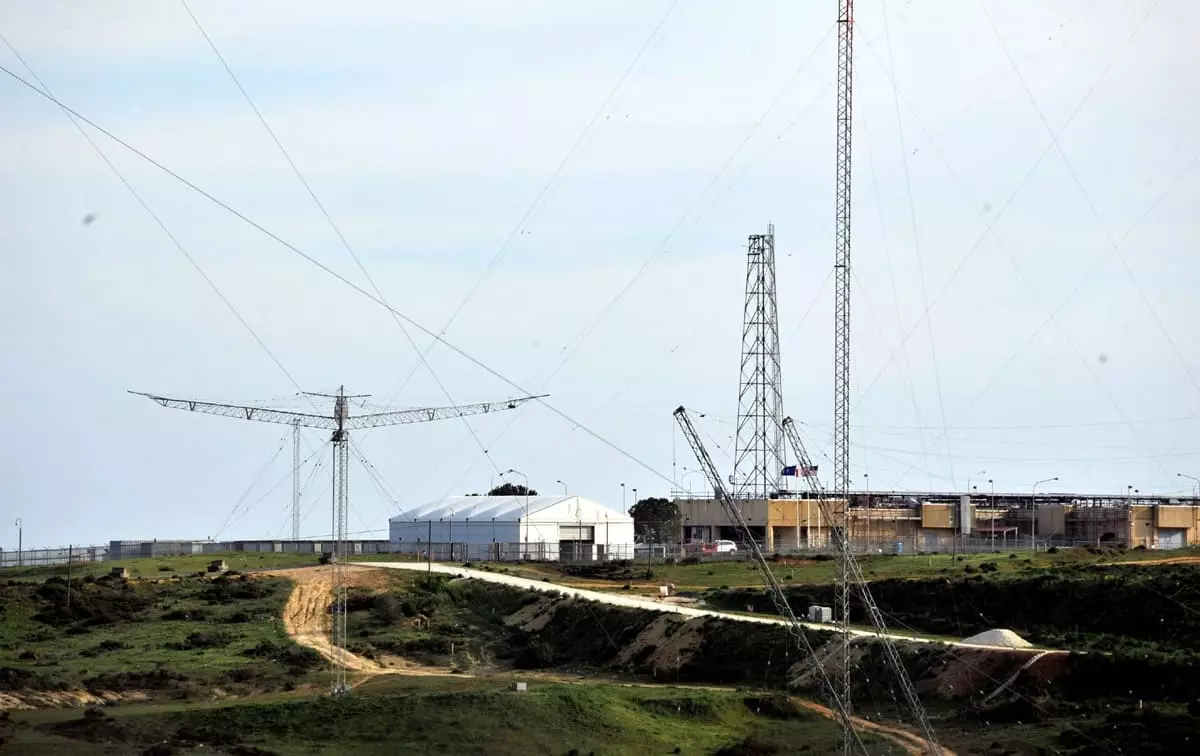 Il sindaco di Niscemi scrive a Meloni “Rassicurazioni sulla base Muos”