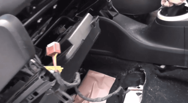 Trasportava 3 kg di cocaina in auto, arrestato un 35enne a Catania