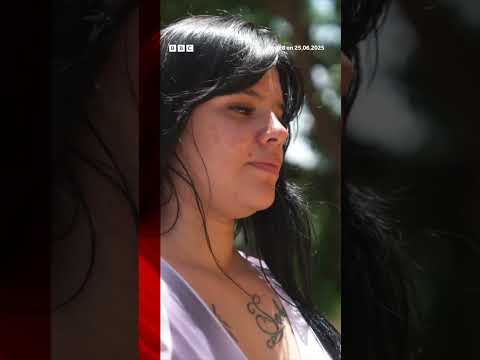 Sexcam industry recruited us while we were schoolgirls, say models | BBC News