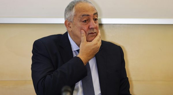 Palermo, Lagalla “Supereremo le critiche di chi si ostina ad abbaiare alla luna”