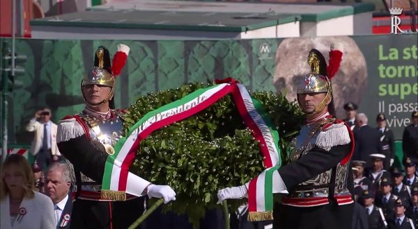Mattarella apre le celebrazioni per la Festa della Repubblica