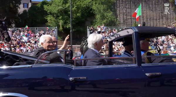 2 Giugno, Mattarella alla parata militare ai Fori Imperiali