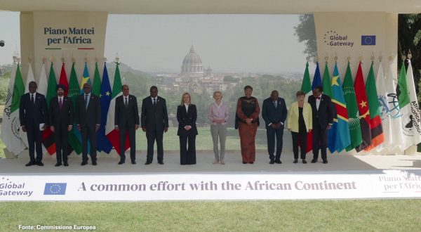 Piano Mattei, Meloni e Von der Leyen a Roma incontrano leader africani