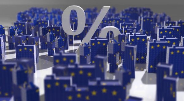 La Bce taglia i tassi di un quarto di punto