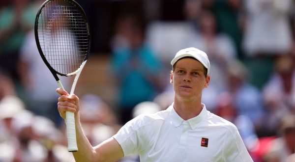 Esordio vincente Sinner a Wimbledon, flop Musetti, exploit Cocciaretto