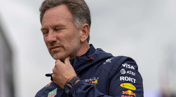 La Red Bull licenzia Horner “Grazie per questi 20 anni”