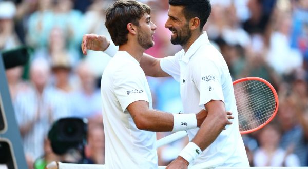 A Wimbledon Cobolli ko contro Djokovic, ora Nole sfida Sinner