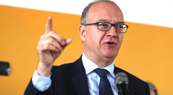 Scuola, Valditara”Assumeremo oltre 54 mila docenti per il prossimo anno”