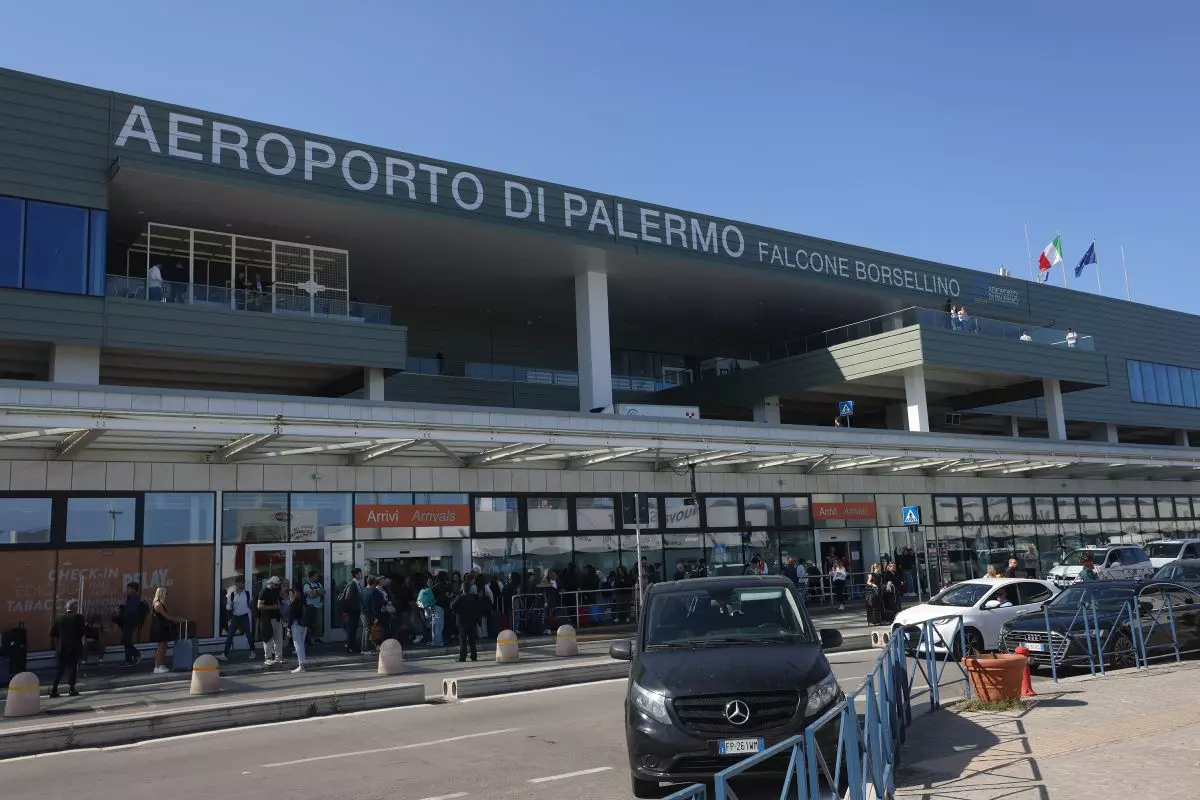 Aeroporto Palermo, 34.668 passeggeri in un giorno. Record da inizio anno