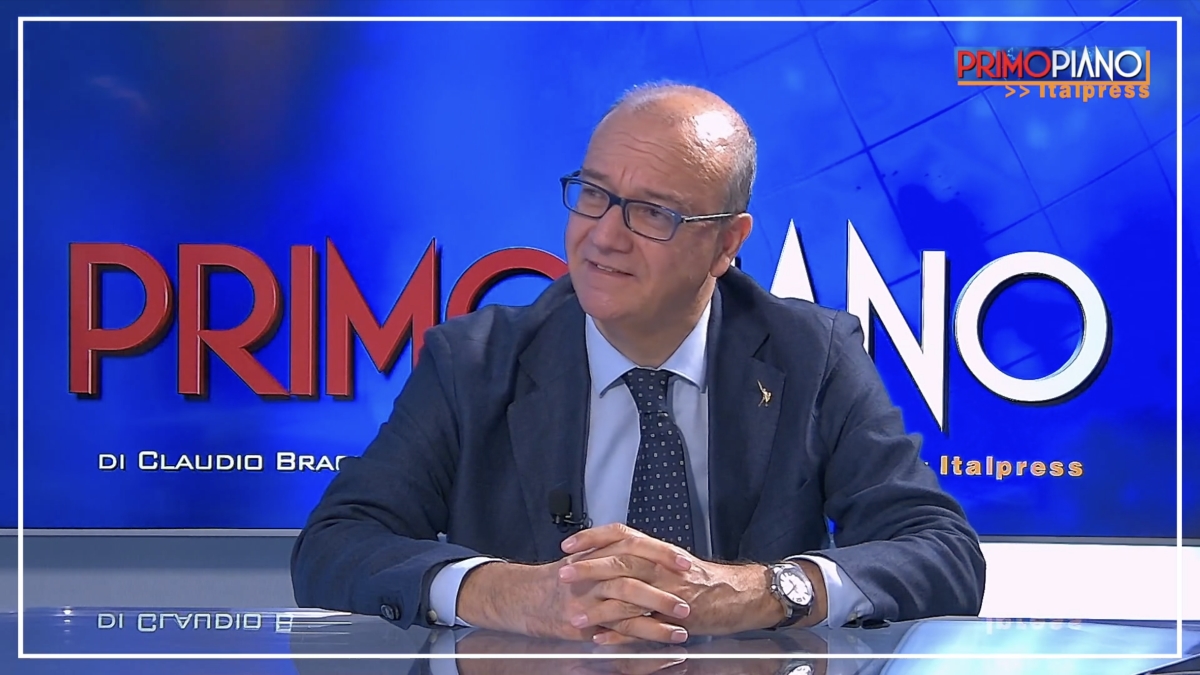 Valditara &ldquo;La rivoluzione del buon senso per una scuola migliore&rdquo;