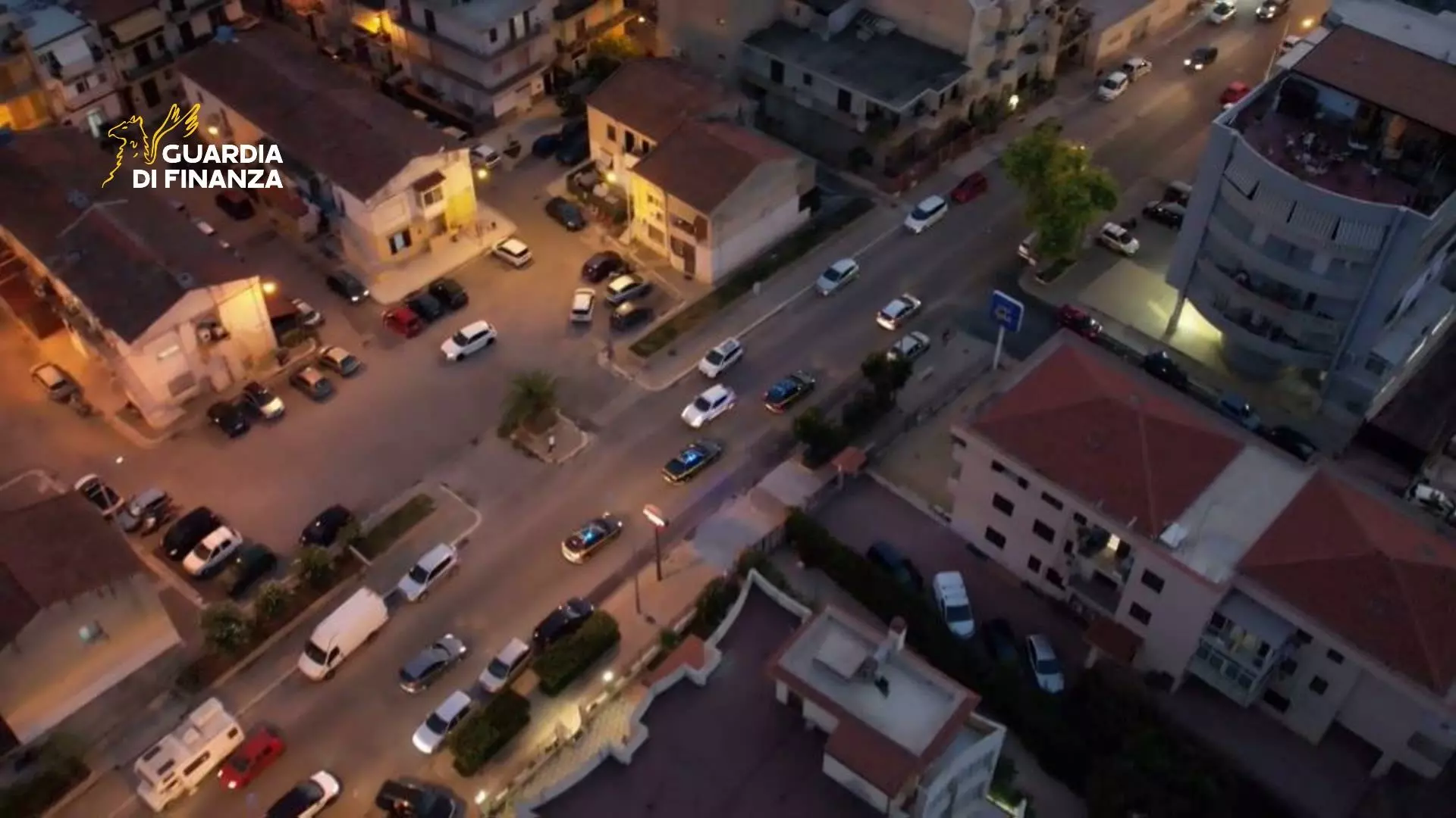 Palermo, noleggiavano le auto e poi le rivendevano: 22 indagati