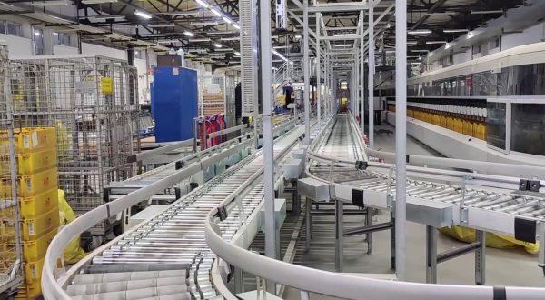 Cresce il mercato dei robot logistici