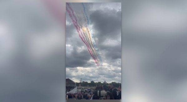 Parata del 14 luglio, sugli Champs Elysées la Francia mostra i muscoli