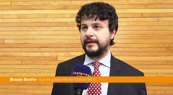 Dazi,Benifei “Se non c’è accordo l’Ue colpisca i servizi statunitensi”