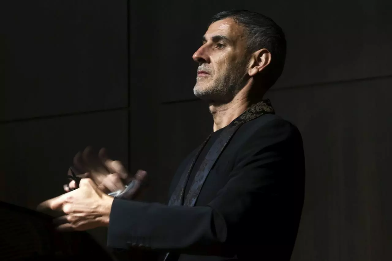 La stagione estiva della FOSS prosegue con il virtuoso delle nacchere Martín