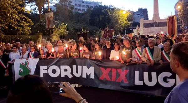 Via D’Amelio, a Palermo la fiaccolata in memoria di Paolo Borsellino