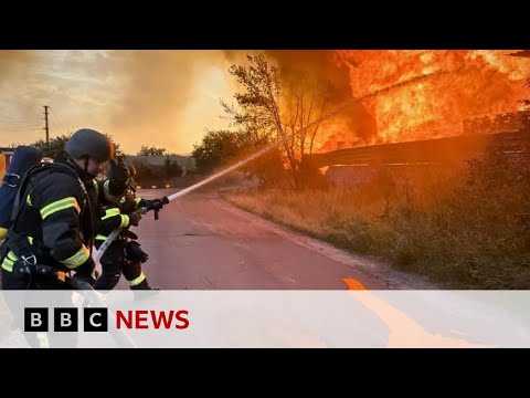 Ukraine suffers heaviest attack after Trump criticises Putin | BBC News