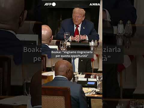 Gaffe di Trump con il presidente della Liberia: “Ottimo inglese” #ansa #news