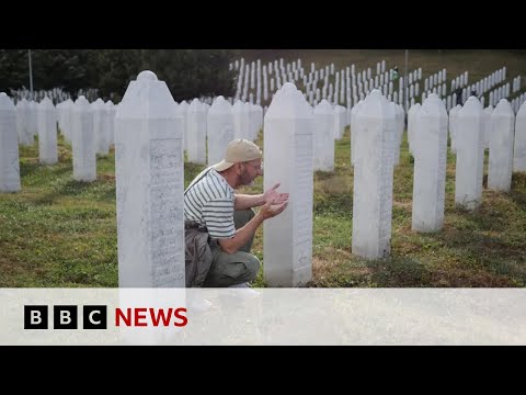 Bosnia and Herzegovina mark 30 years since Srebrenica massacre | BBC News