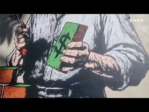 Beppe Sala “si mura” nel nuovo murale di aleXsandro Palombo #ansa #news