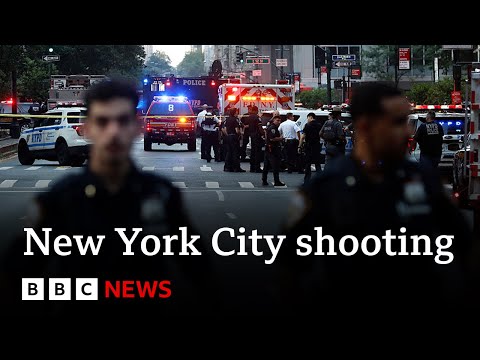 Police officer among four killed in New York office building shooting | BBC News