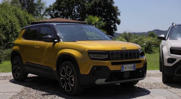 Nuova Jeep Avenger 4xe, ideale anche per l’offroad