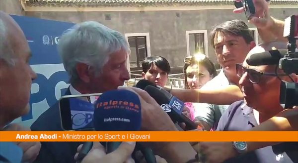 Abodi “Pronto disegno di legge sui giovani, prima volta nella storia”