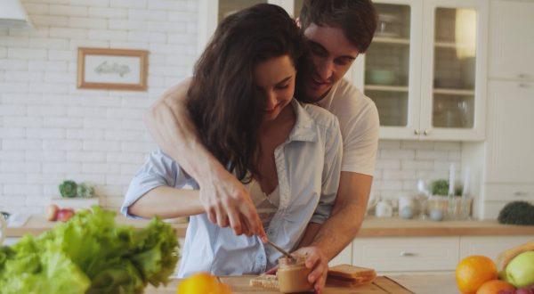 Gli italiani sognano più tempo per cibo e convivialità