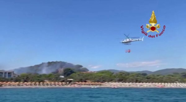 Incendio a Castiglione della Pescaia, 600 persone evacuate