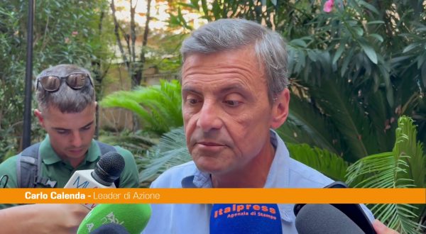 Calenda “Su voto contro von der Leyen Italia ha fatto una figuraccia”