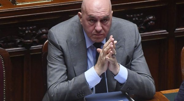 Crosetto “Al via lancio di aiuti italiani a Gaza dal 9 agosto”