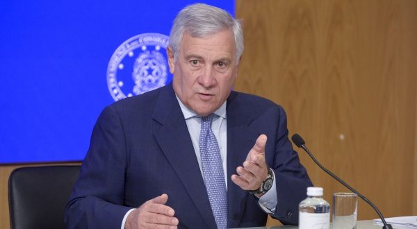 Tajani “Corte Ue sui migranti? Cosa da giacobini”
