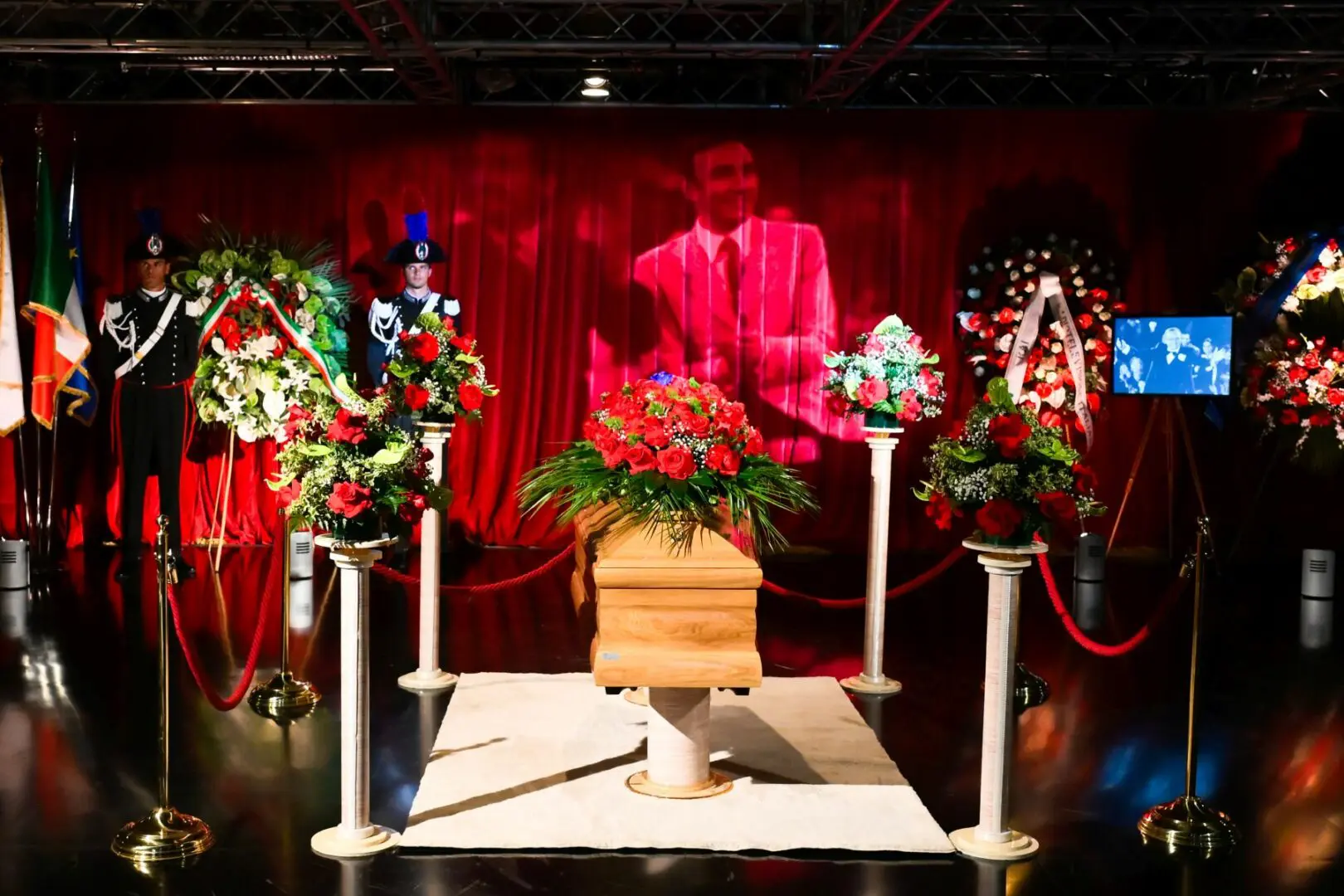 Militello in Val di Catania si prepara a dare l’ultimo saluto a Pippo Baudo