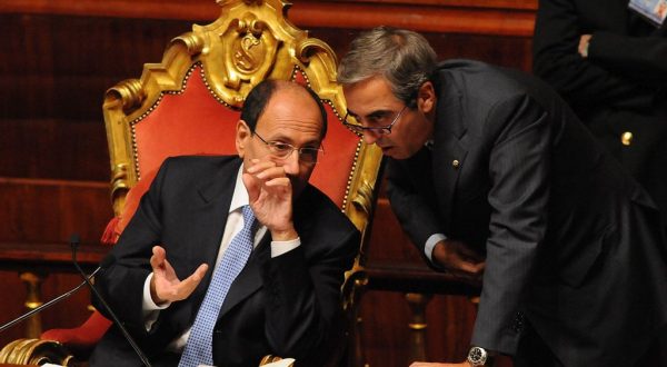 Gasparri “Mulè al posto di Schifani? Come io candidato in Groenlandia”