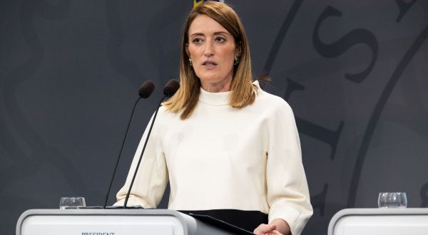 Ue, Metsola “Con coraggio superiamo gli ostacoli, serve unità”