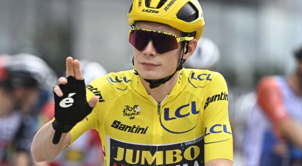 Numero di Vingegaard alla Vuelta, Traeen salva la maglia rossa