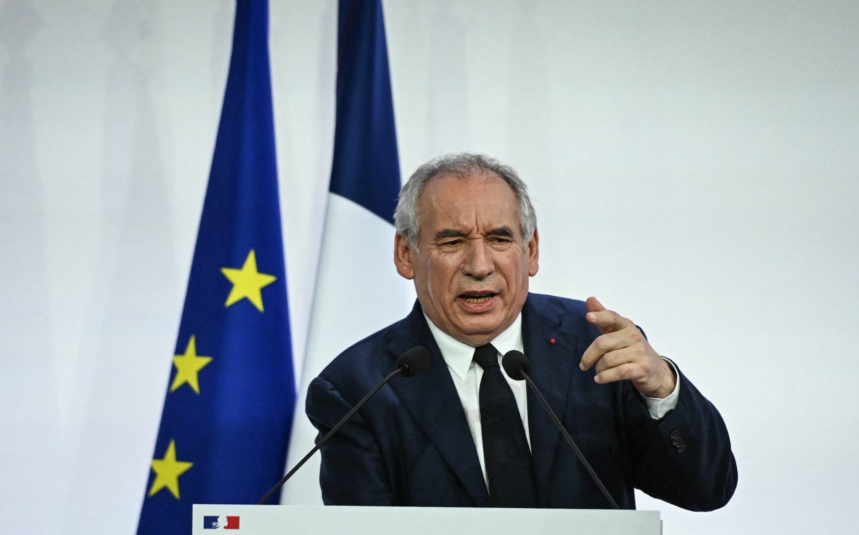Bayrou accusa l&rsquo;Italia di dumping fiscale, P.Chigi &ldquo;Parole infondate&rdquo;