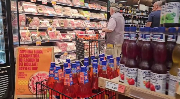 Inflazione stabile a luglio, ma sale il carrello della spesa