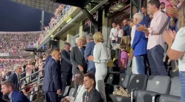 Palermo-Frosinone, in tribuna anche il presidente Sergio Mattarella