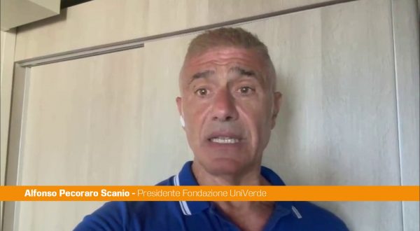 Pecoraro Scanio “Salvare mari e oceani dalla plastica”