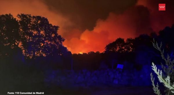 Emergenza incendi in Spagna, due vittime e migliaia persone evacuate