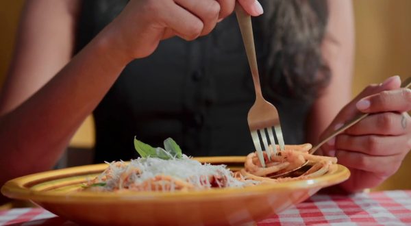 Pranzo di Ferragosto al ristorante per oltre 5 milioni di clienti