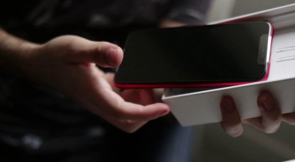 Consumi, in 30 anni accelerano tecnologia e tempo libero