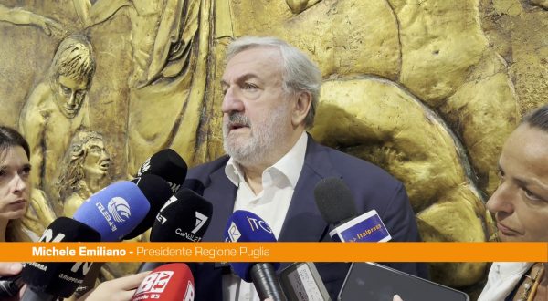 Puglia, Emiliano “Grande lavoro sulla formazione dei medici”