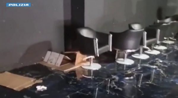 Ratti e mancanza di sicurezza, sequestrato un ristorante etnico a Roma