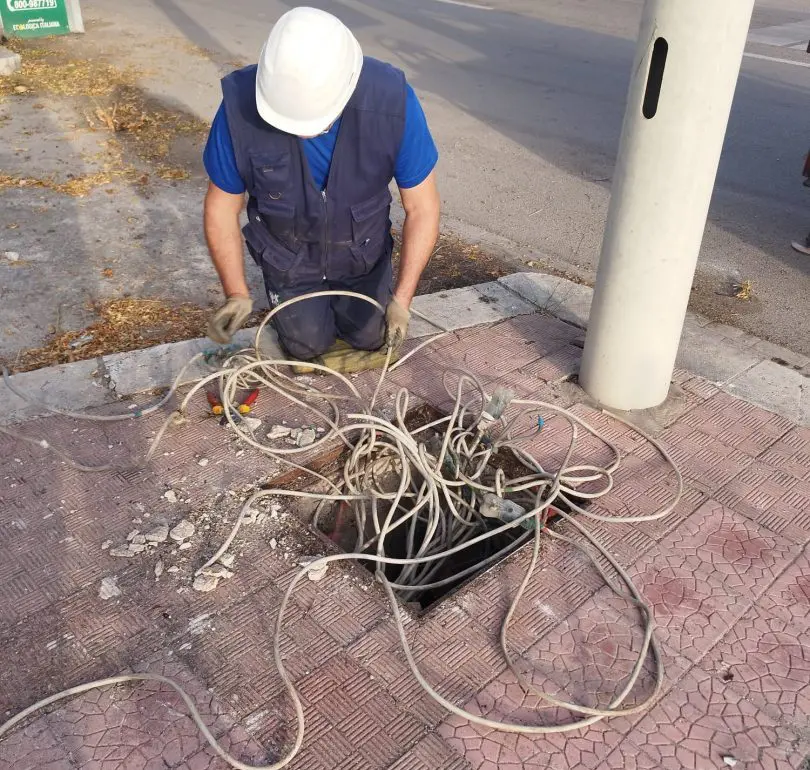 A Palermo furto di cavi, in corso i lavori di ripristino di Amg Energia per l’illuminazione di via Padre Massimiliano Kolbe