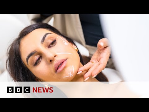 UK government turns to TikTokers to advise on cosmetic surgery abroad | BBC News