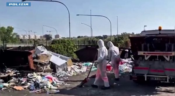 Blitz in campo nomadi a Roma, sequestri e denunce