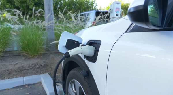 Pnrr, incentivi per l’acquisto di auto elettriche