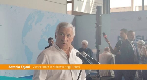 Banche, Tajani “Non servono ‘pizzicotti'”